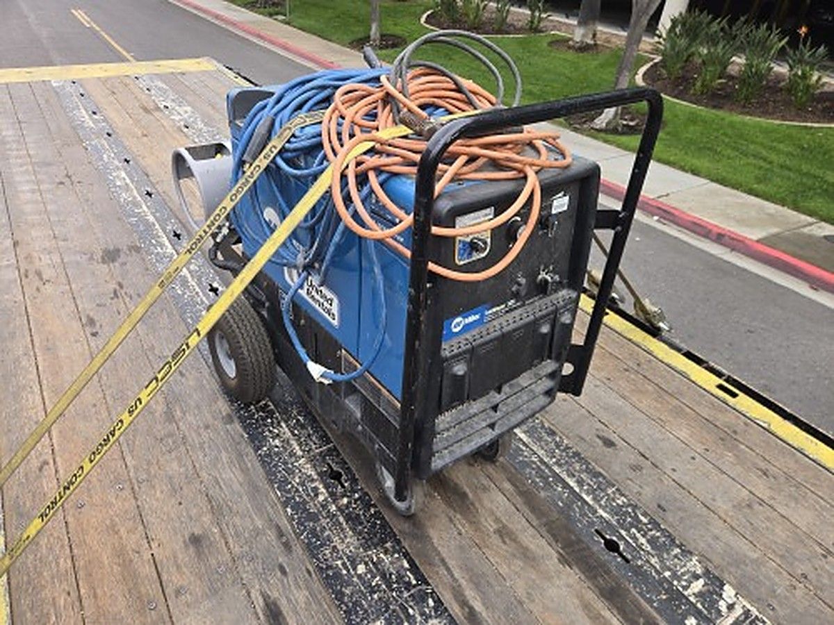 MILLERELEC TRAILBLAZER 325 photo 3