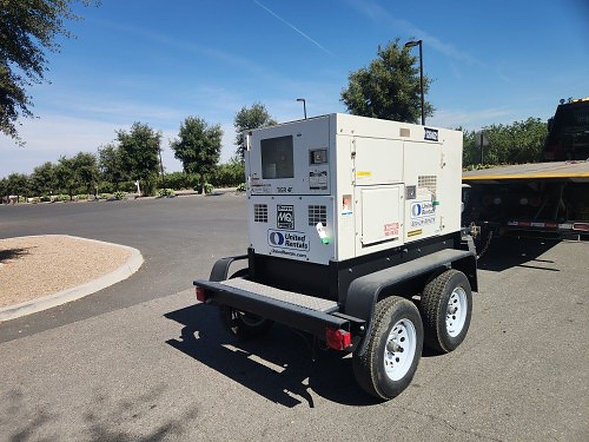 MULTIQUIP DCA40SSKU4F photo 9