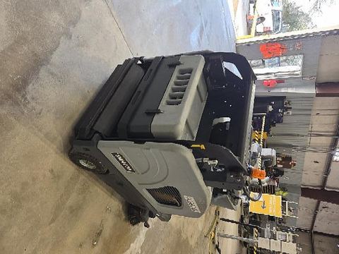 2021 NILFISK SW4000 49 Sweeper Ride On Pick Up Electric