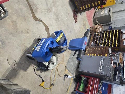 2021 NILFISK VANTAGE 14 Floor Scrubber 14" Walkbehind