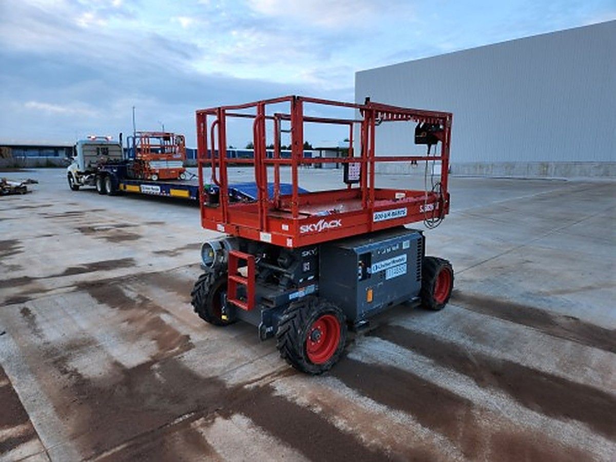 SKYJACK SJ6826RT photo 3