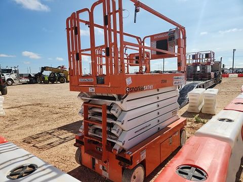 2021 SNORKEL S4740E Scissor Lift 39-40' Electric 45-48"Wide
