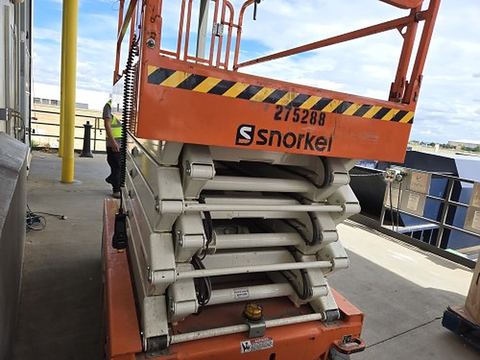 2021 SNORKEL S4740E Scissor Lift 39-40' Electric 45-48"Wide