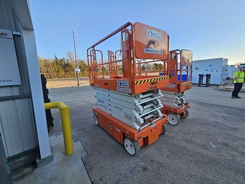 2021 SNORKEL S4740E Scissor Lift 39-40' Electric 45-48"Wide