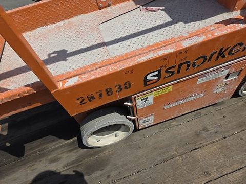 2021 SNORKEL TM12E Vertical Lift 12' Elec Self Propelled