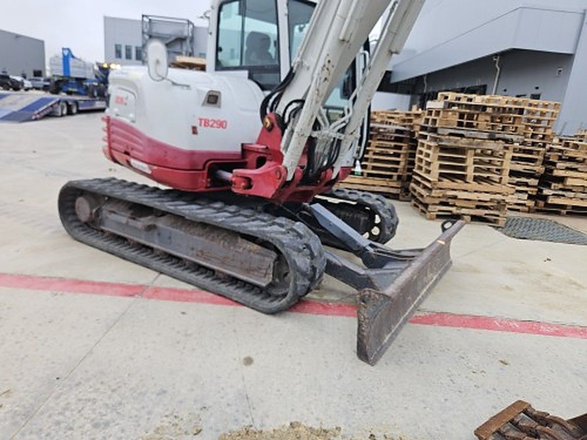 TAKEUCHI TB290C photo 5