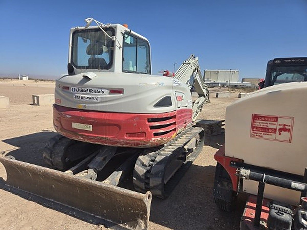 TAKEUCHI TB290C photo 5