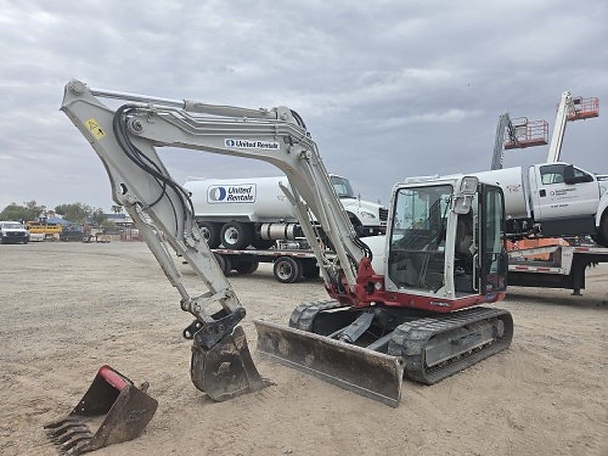 TAKEUCHI TB290C photo 3