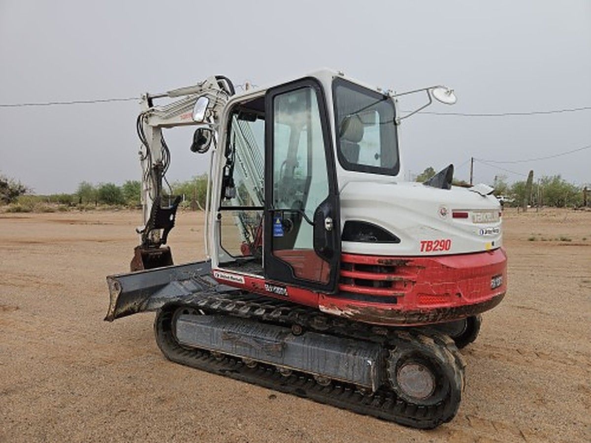 TAKEUCHI TB290C photo 4