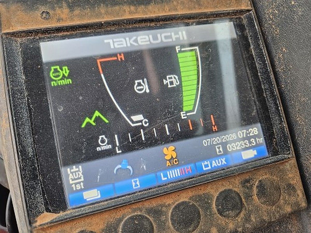 TAKEUCHI TB290C photo 8