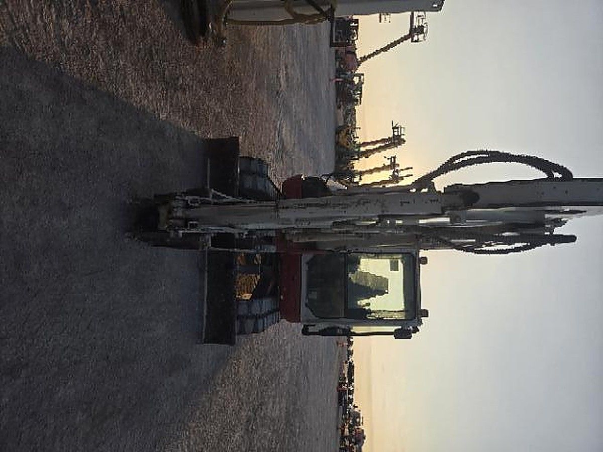 TAKEUCHI TB370CRA photo 10