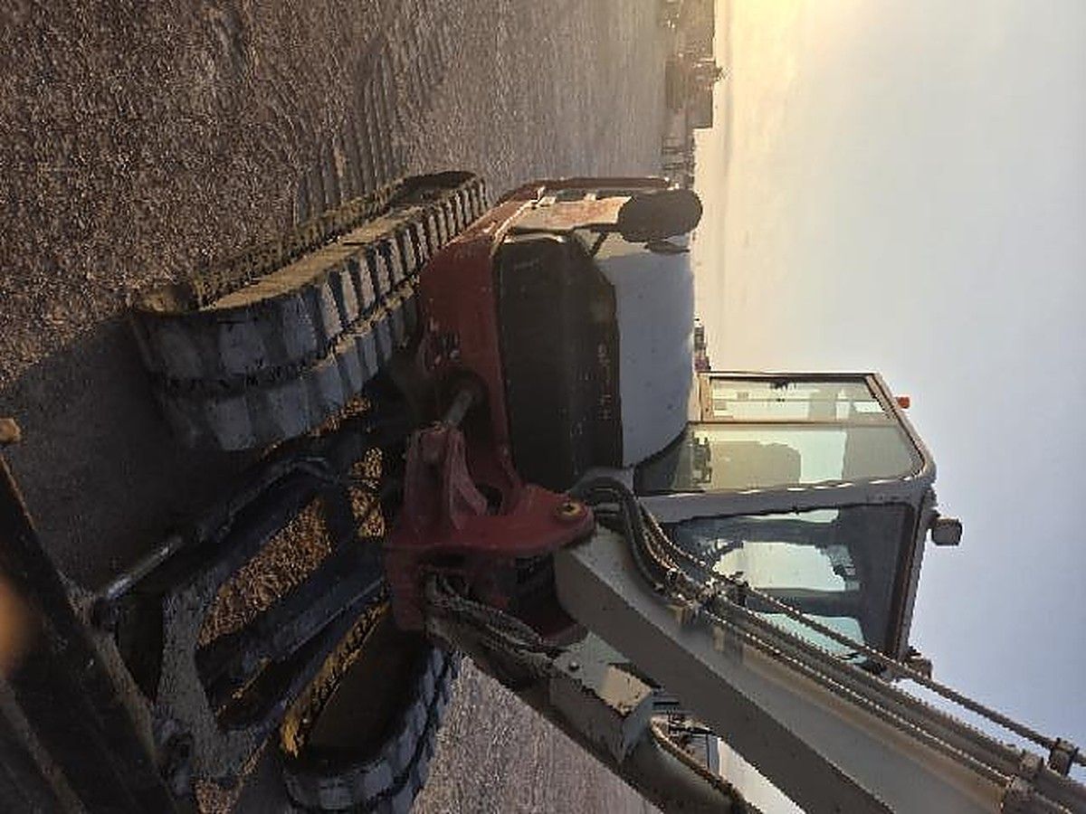 TAKEUCHI TB370CRA photo 6