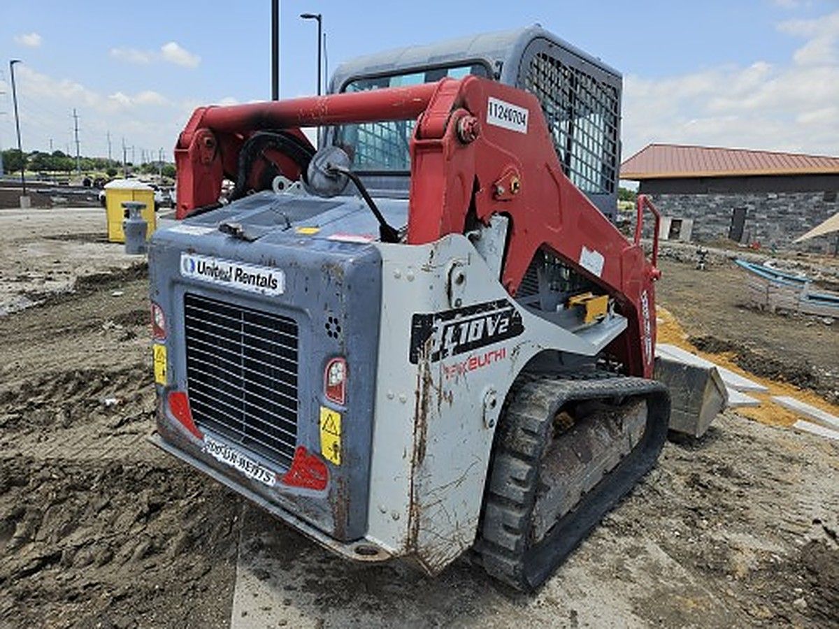 TAKEUCHI TL10V2-CR photo 4