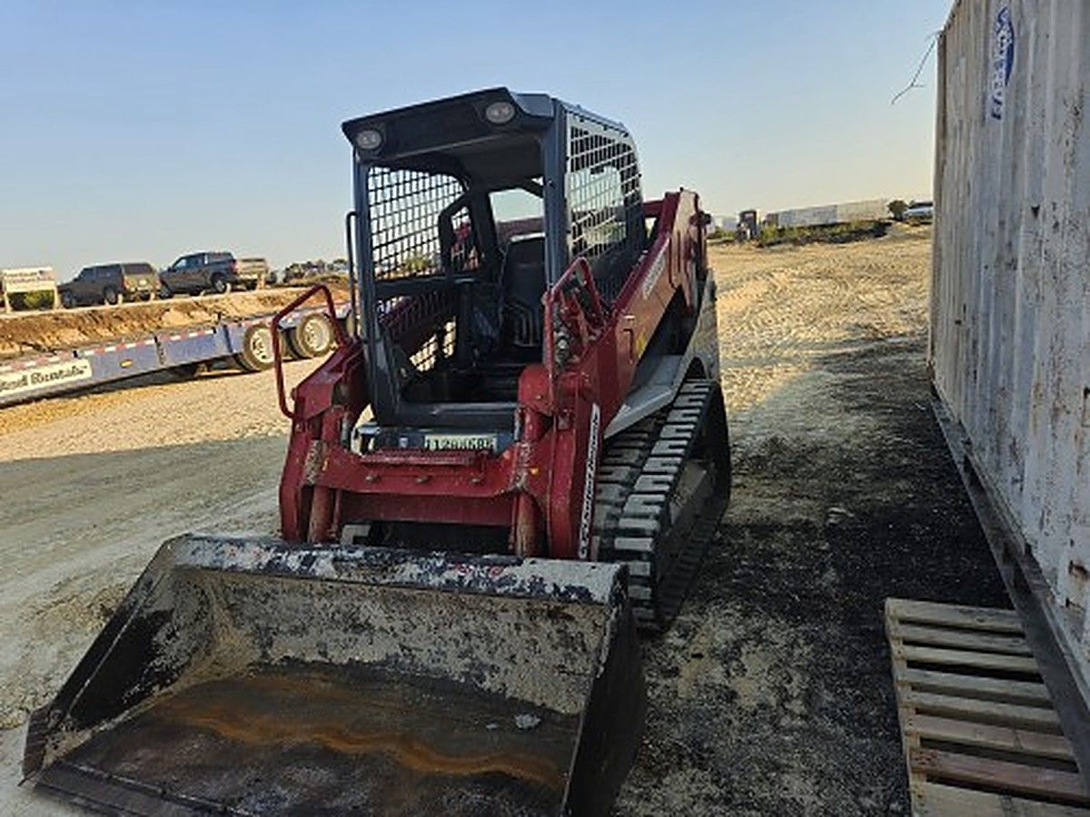 TAKEUCHI TL10V2-R photo 4