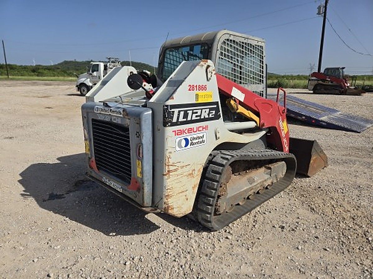 TAKEUCHI TL12R2-CR photo 11