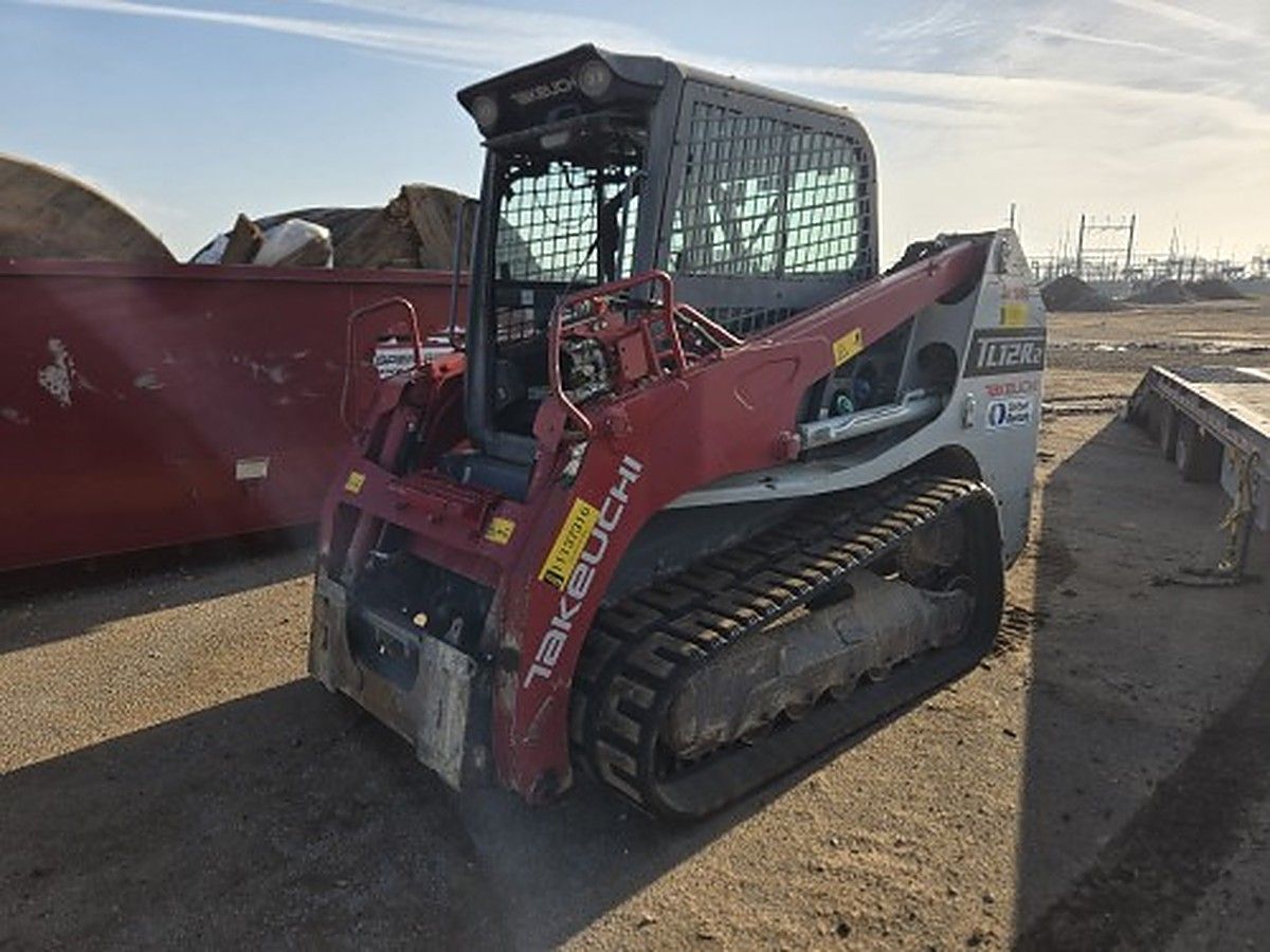 TAKEUCHI TL12R2-CR photo 3