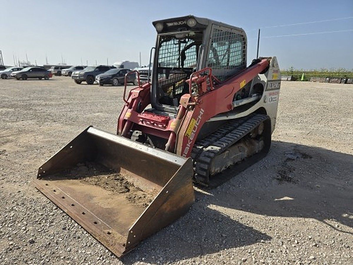 TAKEUCHI TL12R2-CR photo 4