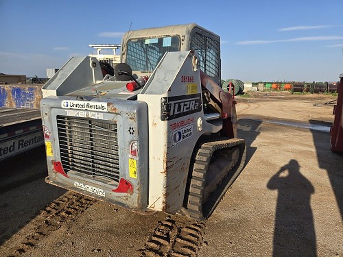 TAKEUCHI TL12R2-CR photo 5