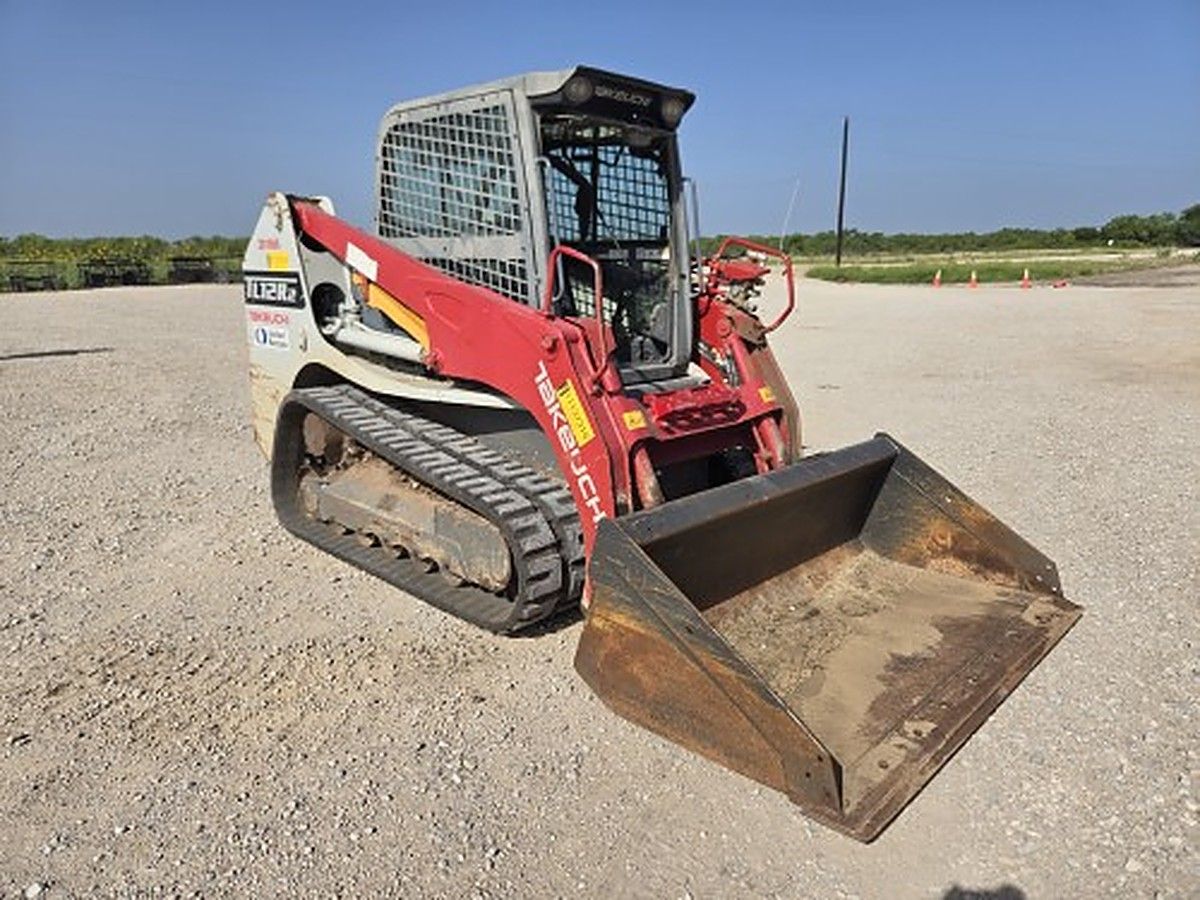 TAKEUCHI TL12R2-CR photo 10