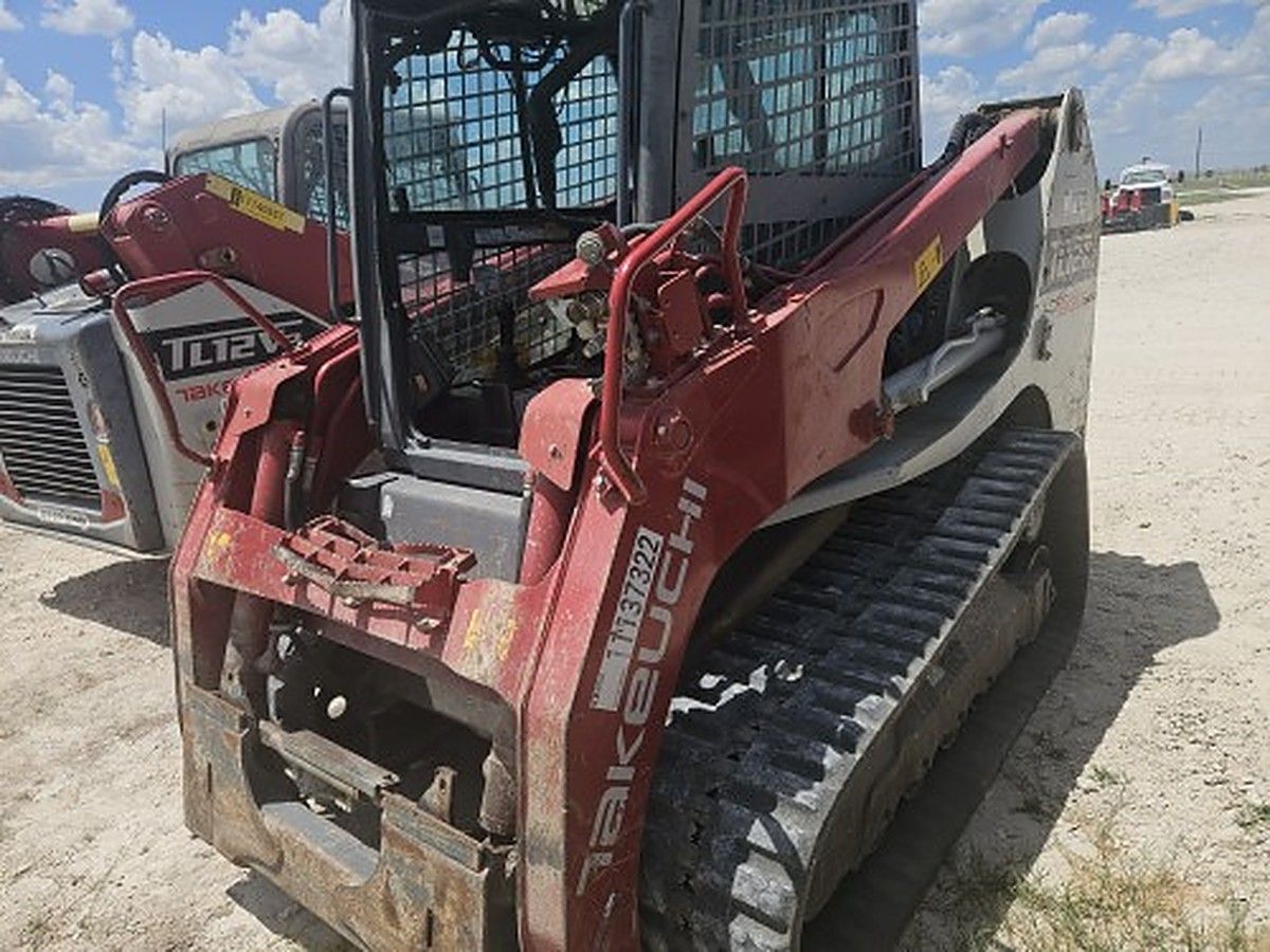 TAKEUCHI TL12R2-CR photo 4