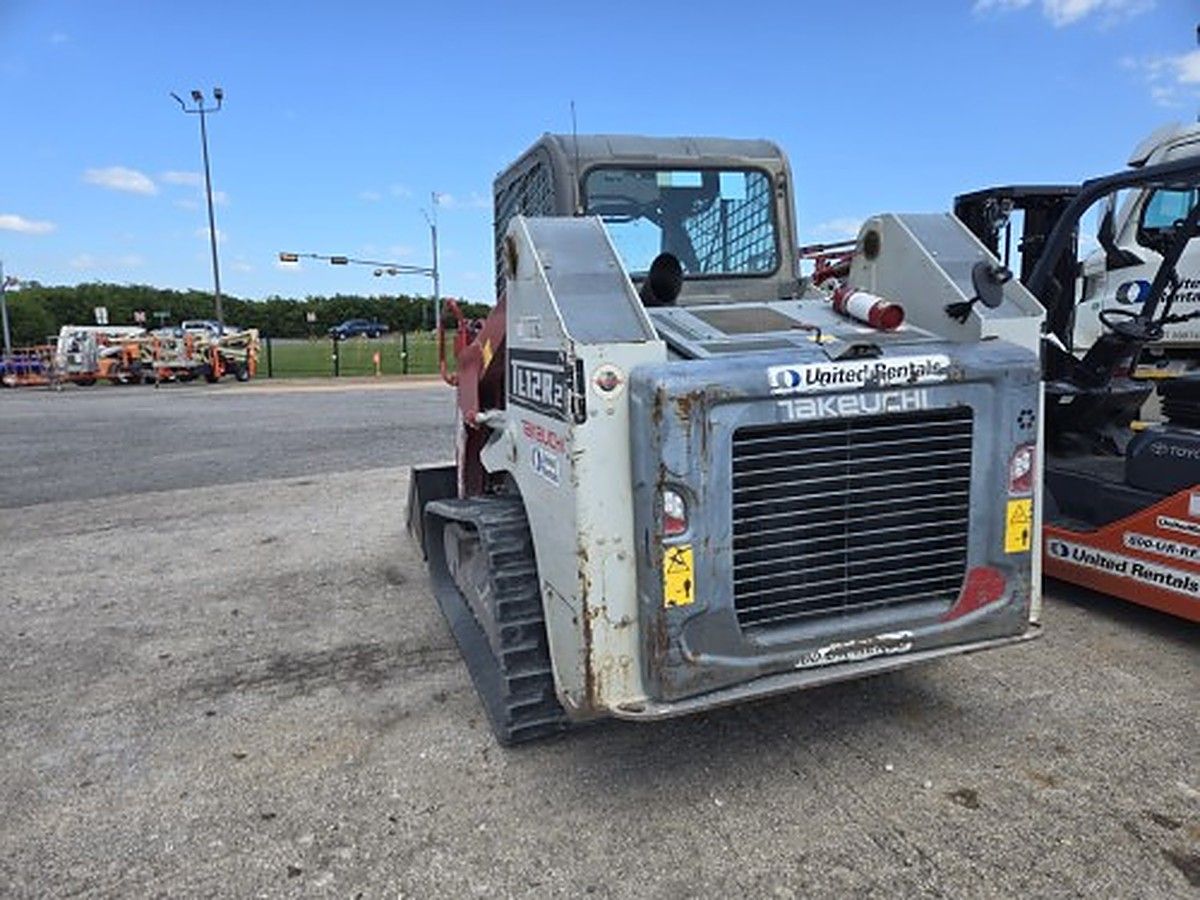 TAKEUCHI TL12R2-CR photo 5