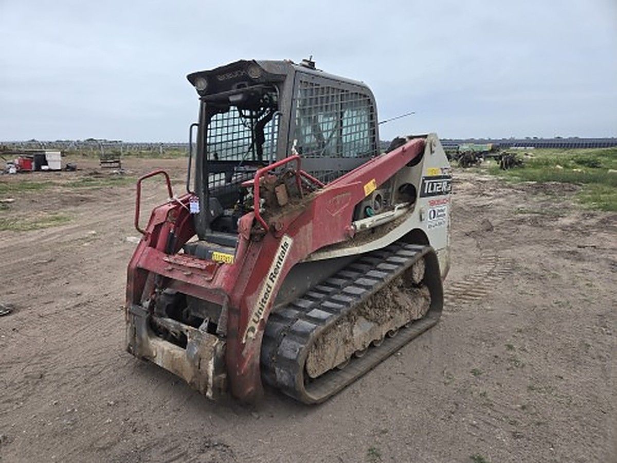 TAKEUCHI TL12R2-CR photo 7