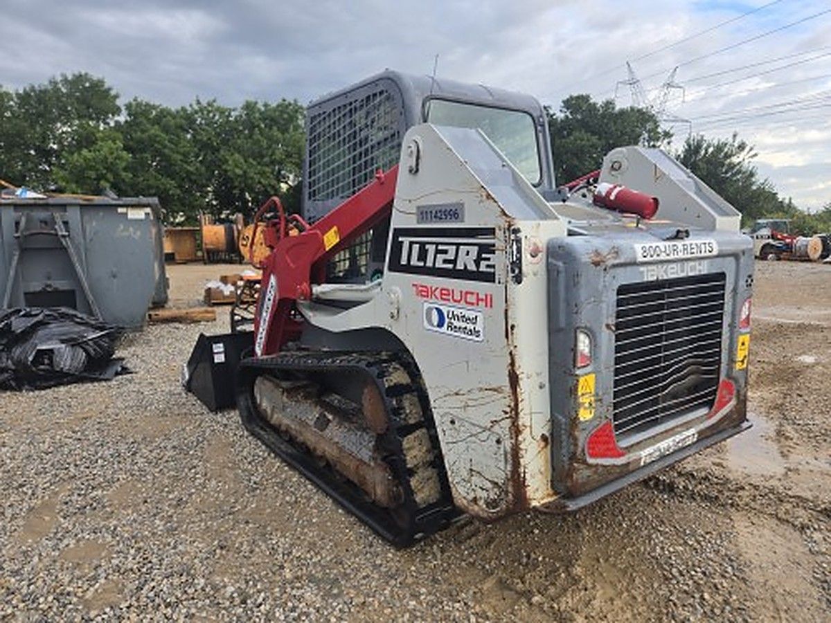 TAKEUCHI TL12R2-CR photo 2