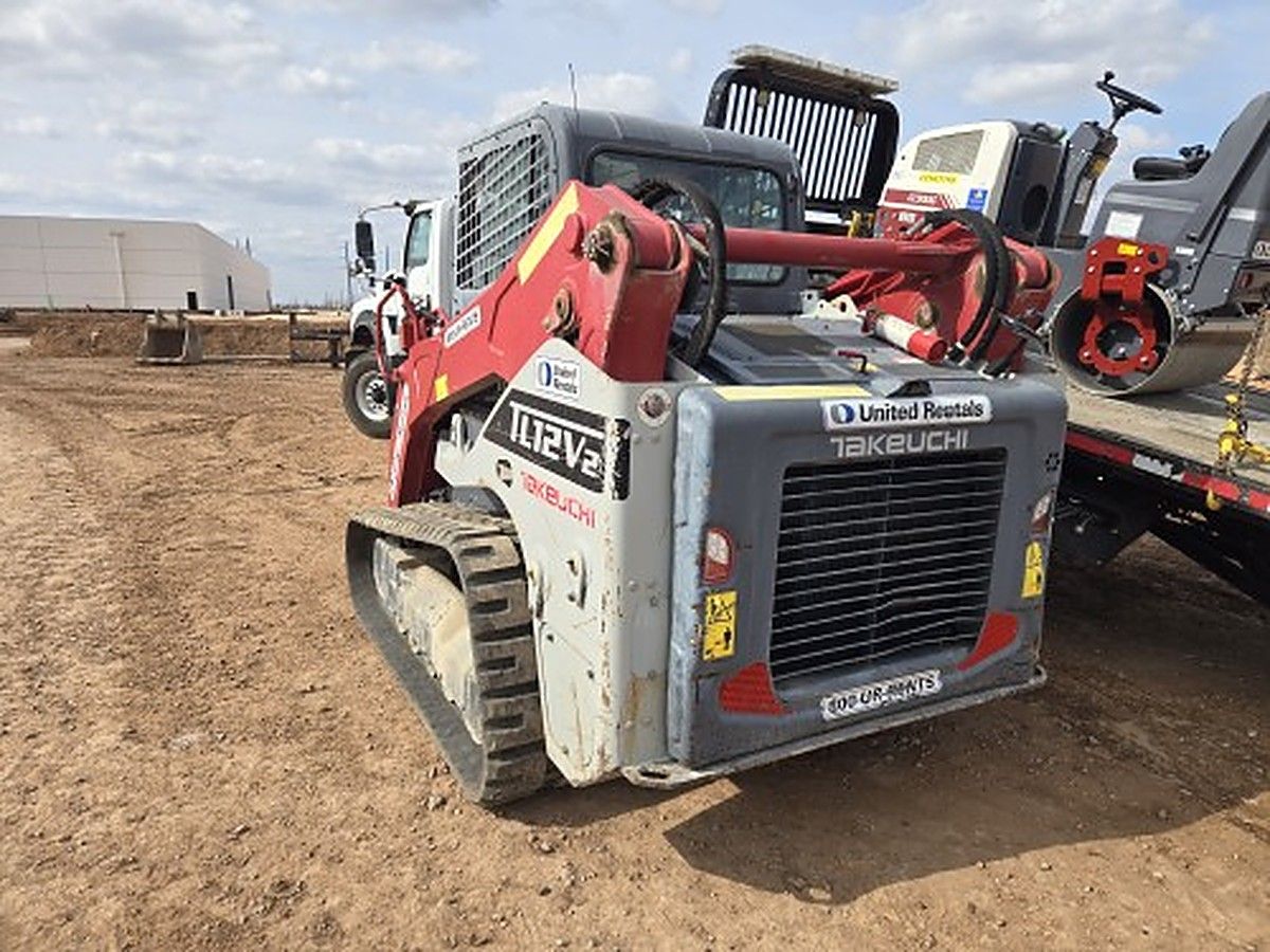 TAKEUCHI TL12R2-CR photo 2