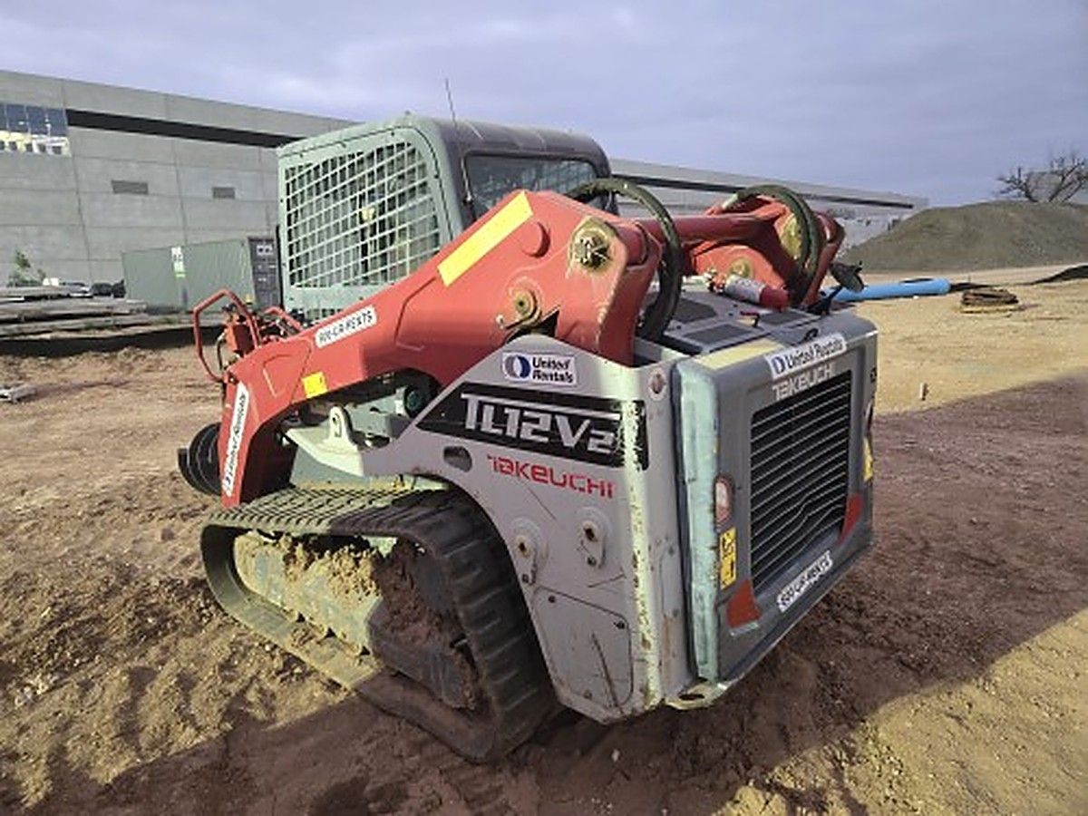 TAKEUCHI TL12R2-CR photo 5