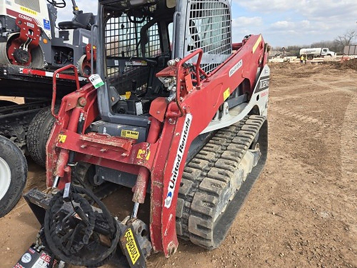 TAKEUCHI TL12R2-CR photo 9