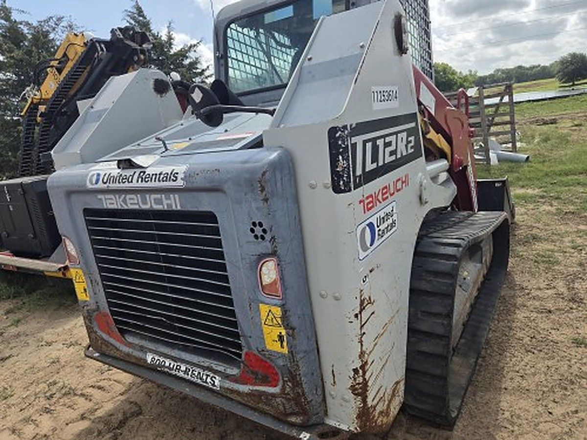 TAKEUCHI TL12R2-CR photo 3