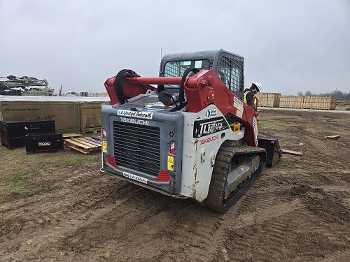 TAKEUCHI TL12V2-CR photo 2