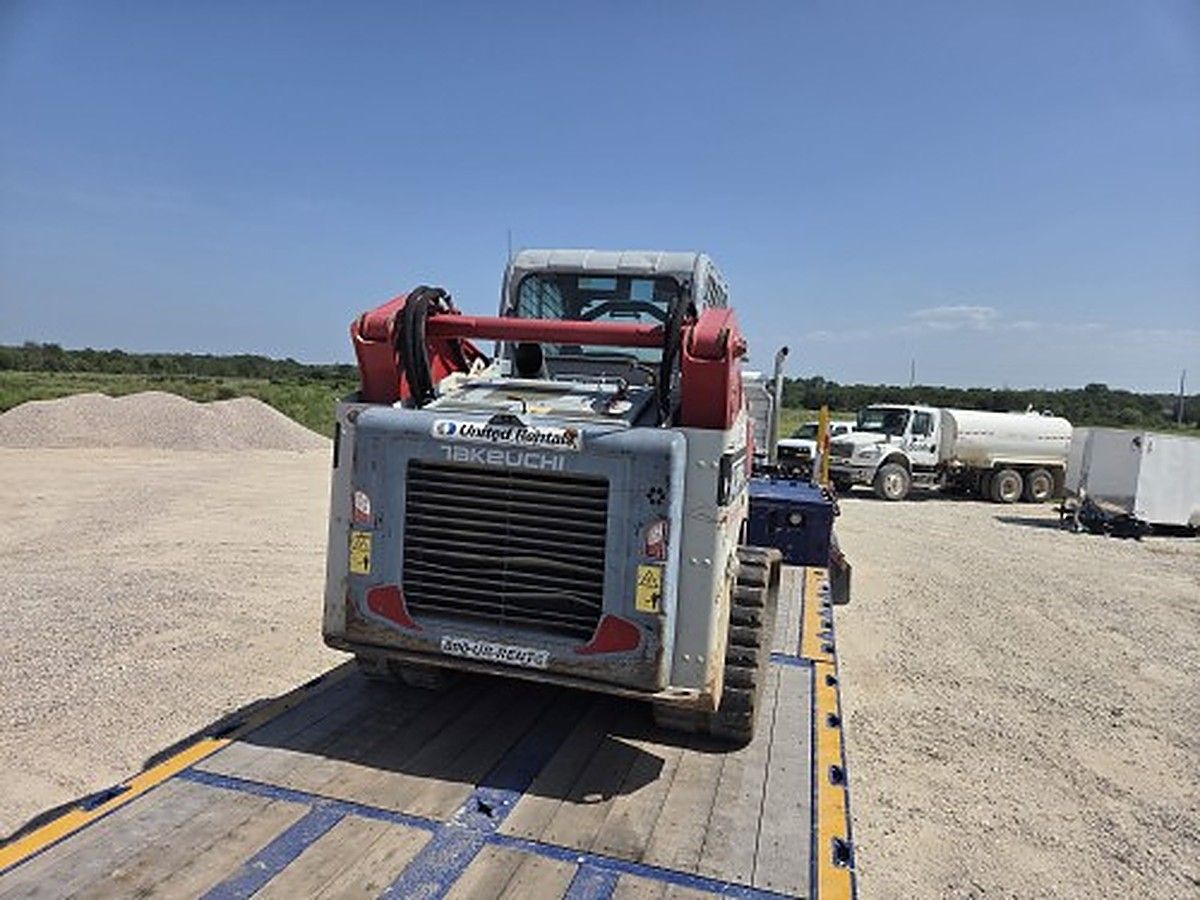 TAKEUCHI TL12V2-CR photo 8