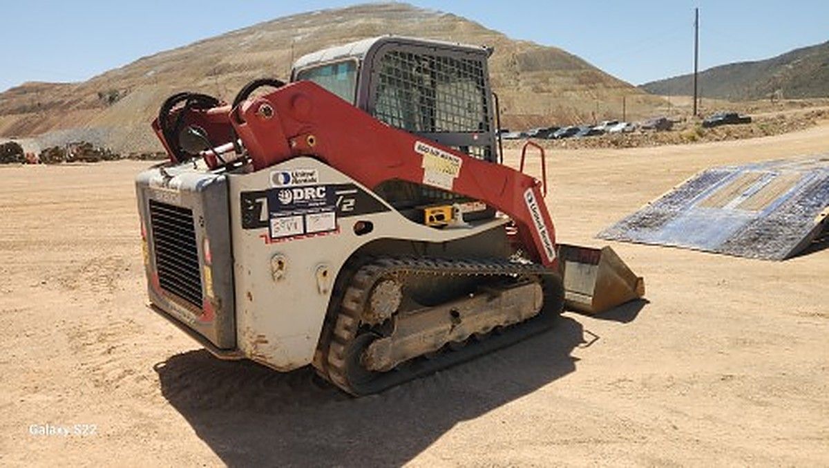 TAKEUCHI TL12V2-CR photo 4