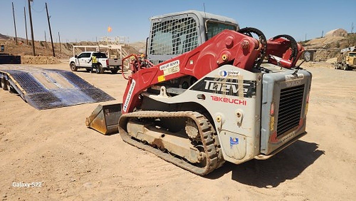 TAKEUCHI TL12V2-CR photo 5