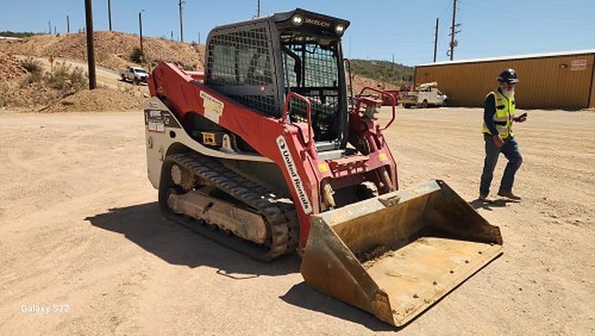 TAKEUCHI TL12V2-CR photo 7