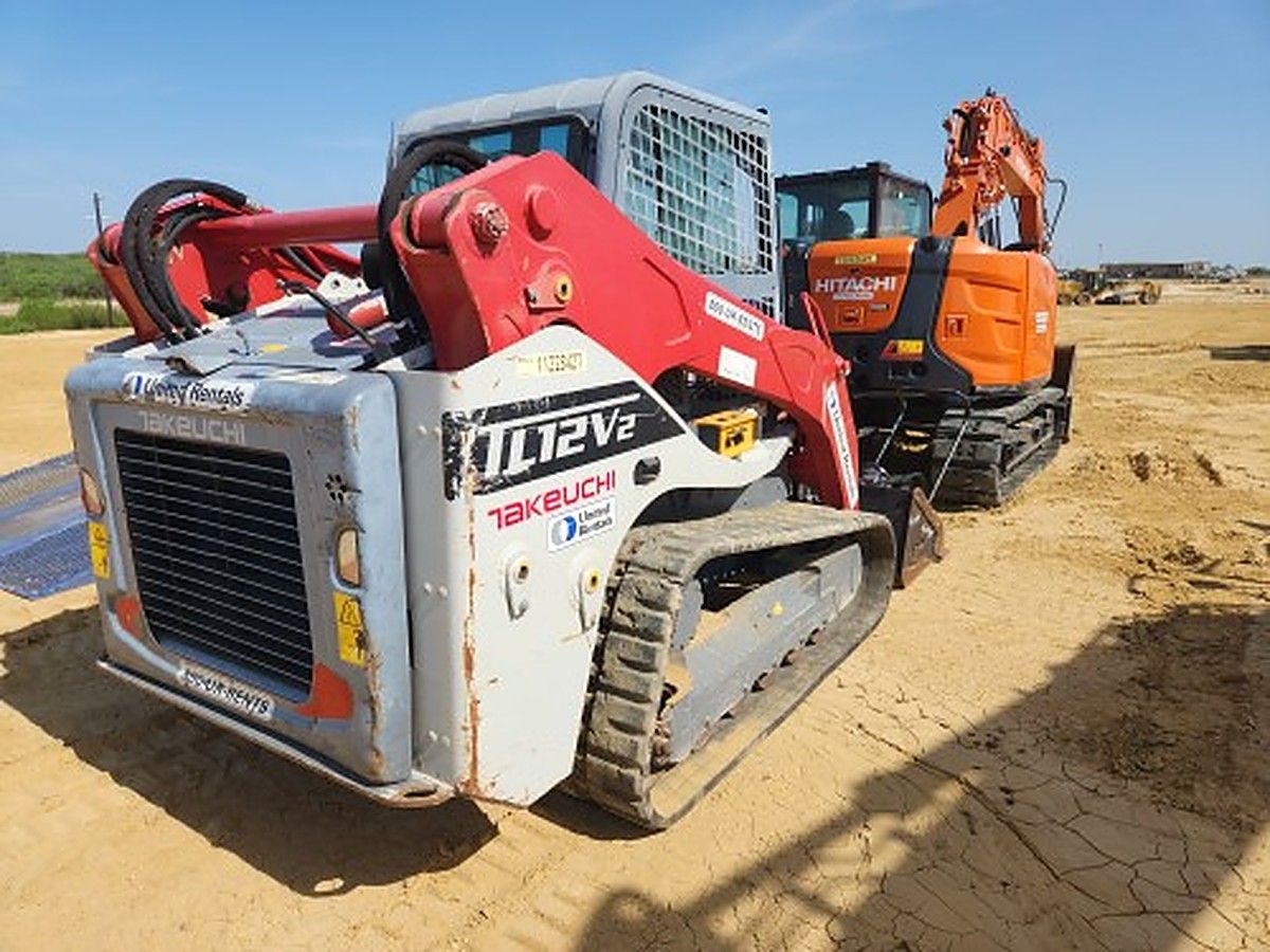 TAKEUCHI TL12V2-CR photo 3