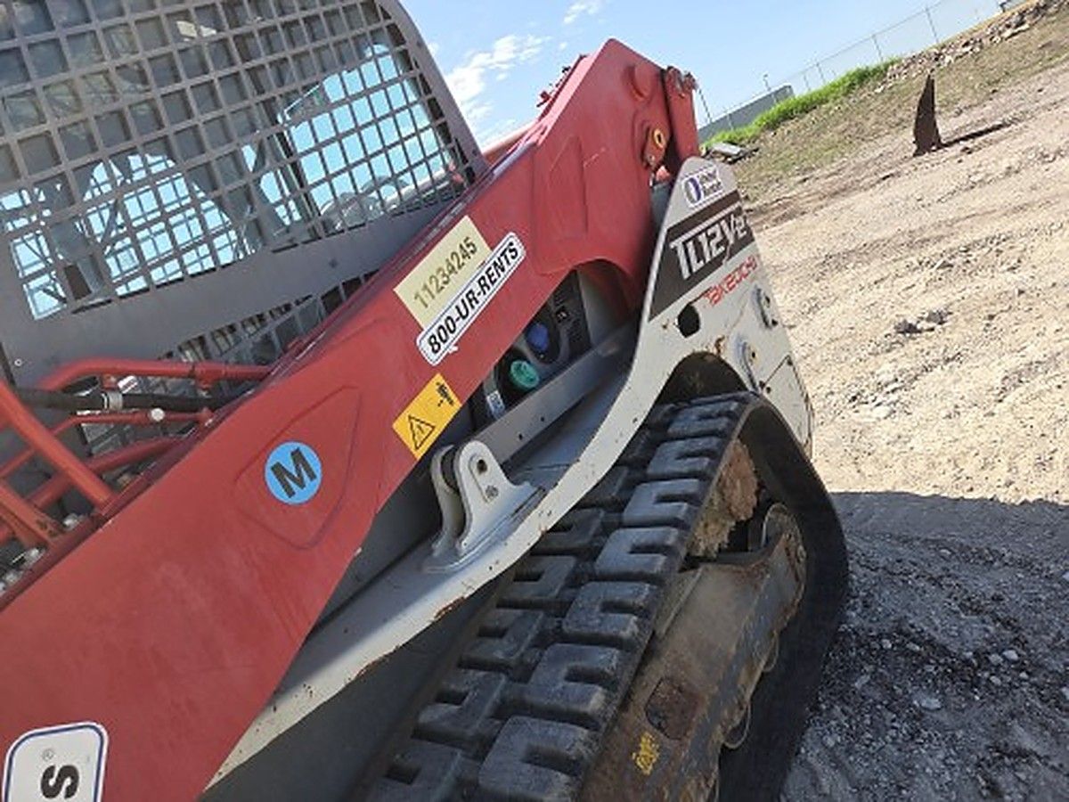 TAKEUCHI TL12V2-CR photo 3