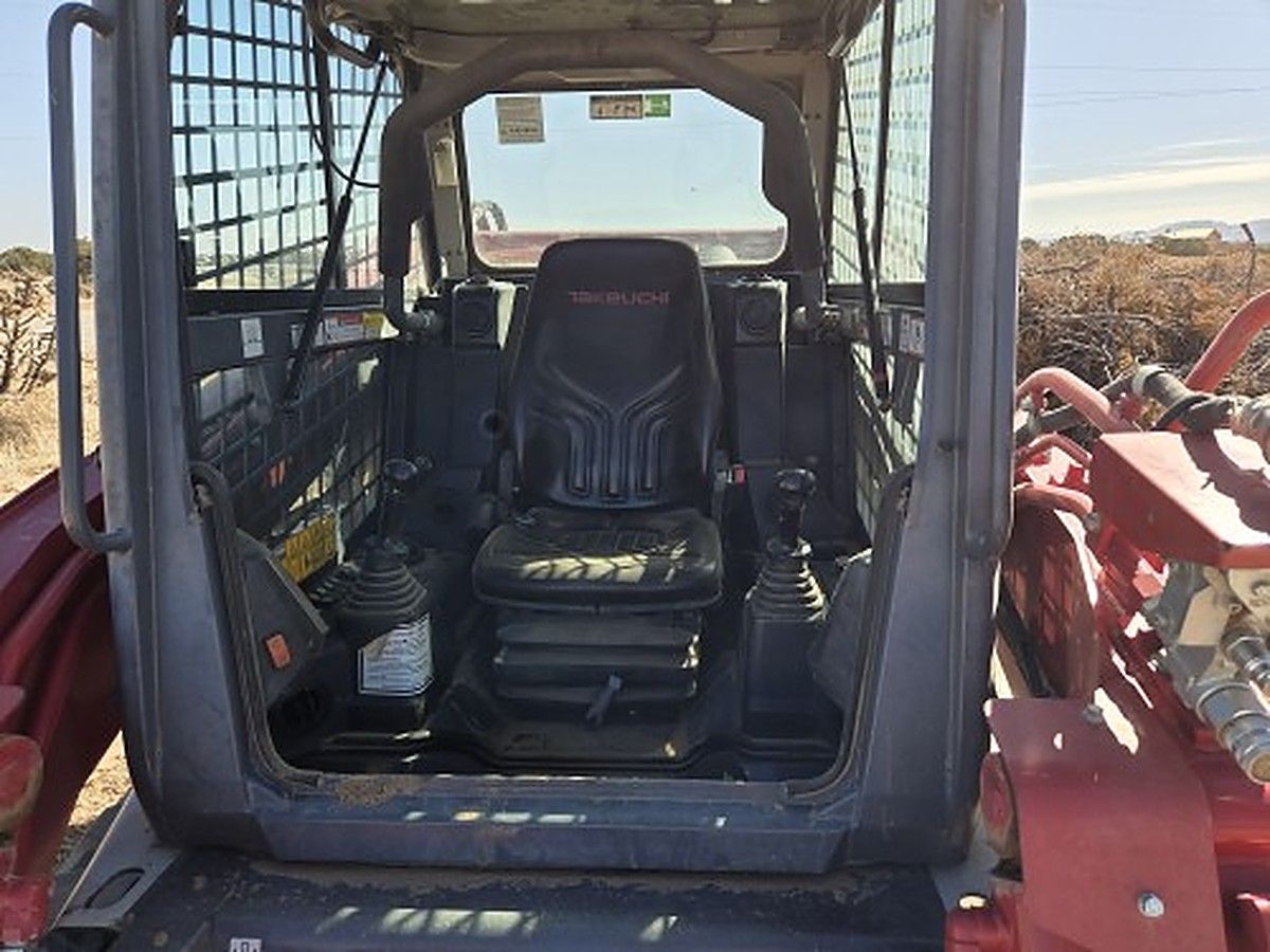 TAKEUCHI TL12V2-CR photo 5