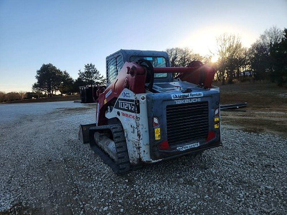 TAKEUCHI TL12V2-CR photo 2