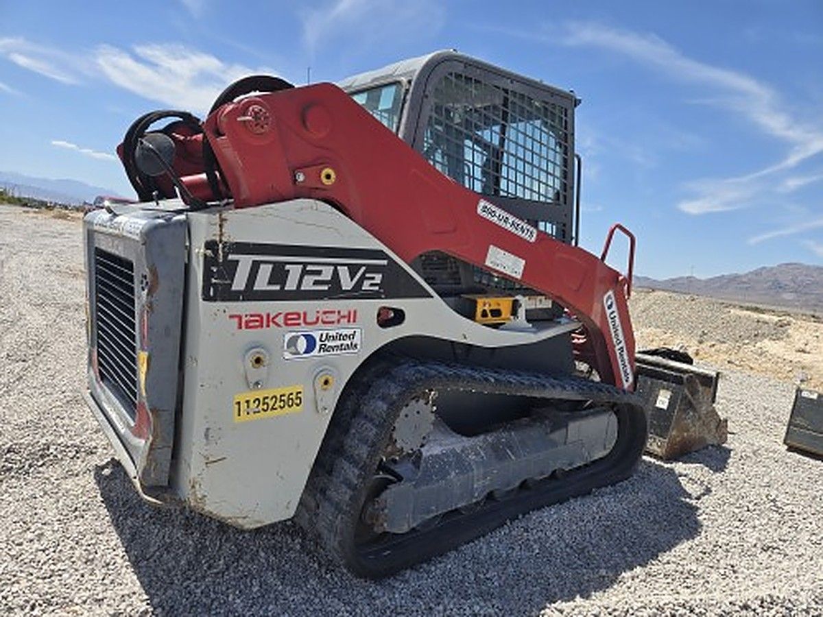 TAKEUCHI TL12V2-CR photo 4