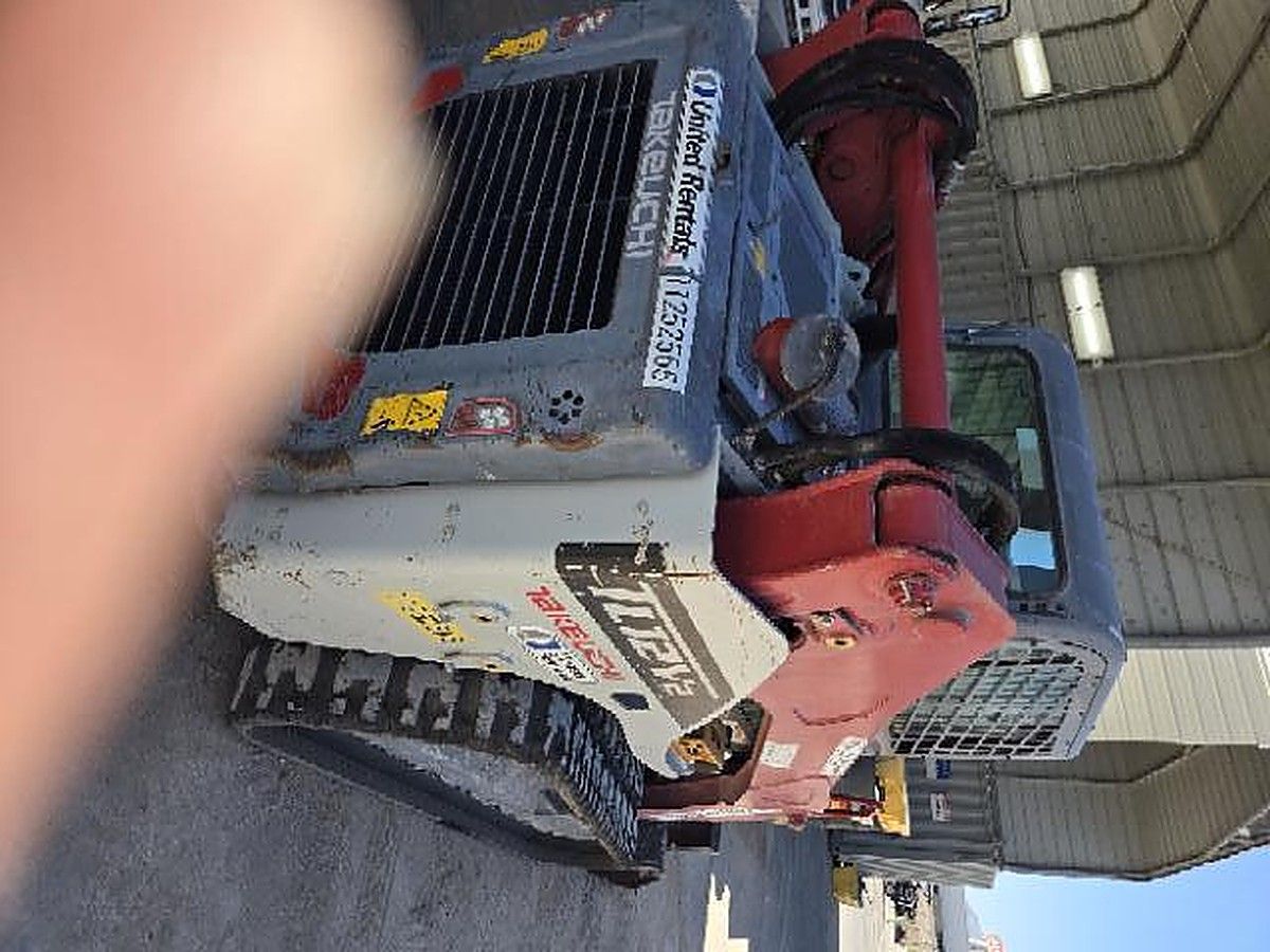 TAKEUCHI TL12V2-CR photo 7