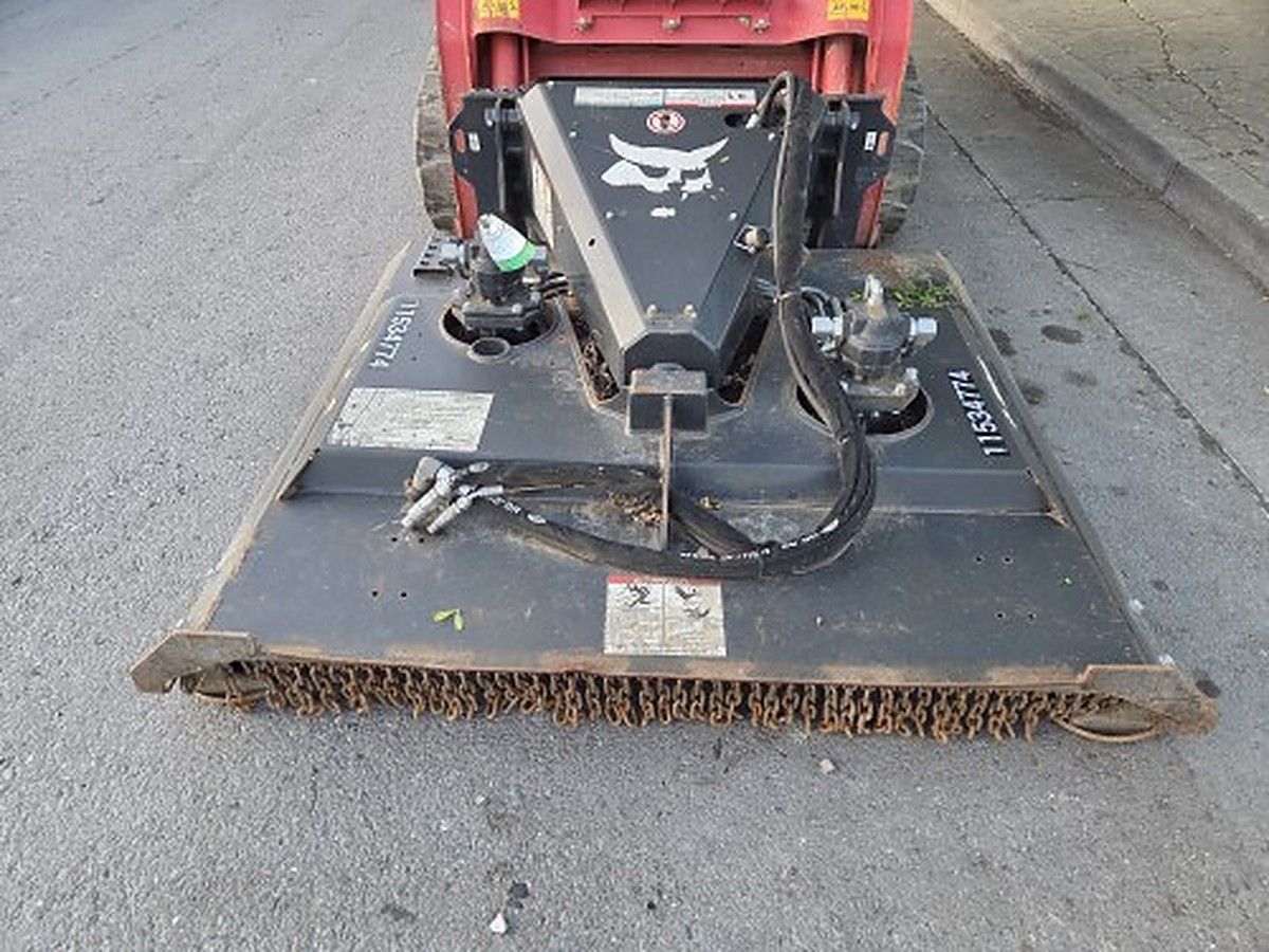 BOBCAT B376 photo 3