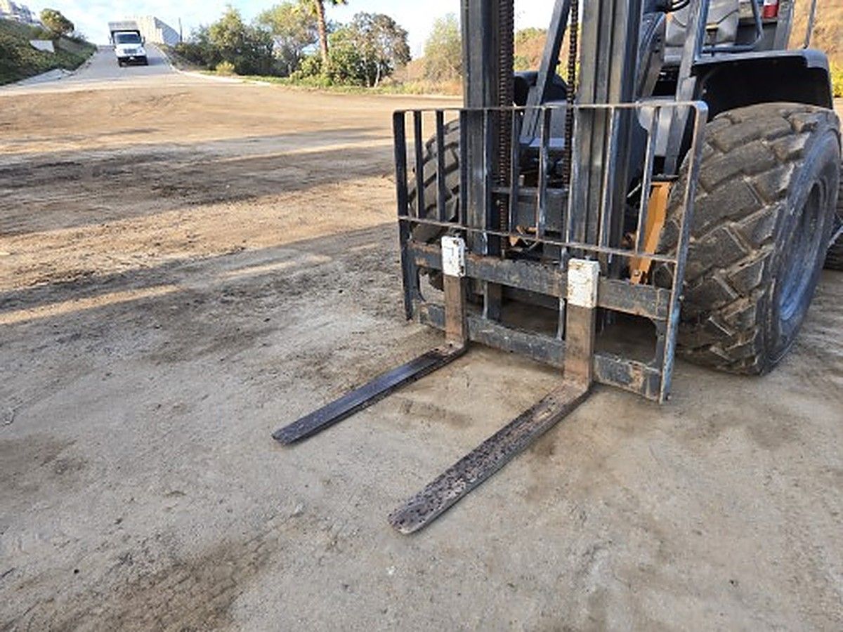 CASE 586H photo 4