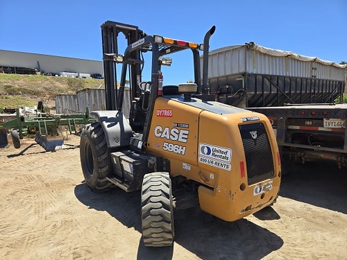 CASE 586H photo 6