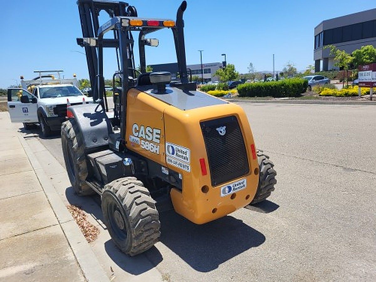 CASE 586H photo 7