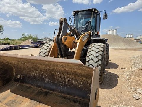 2022 CASE 821G for sale