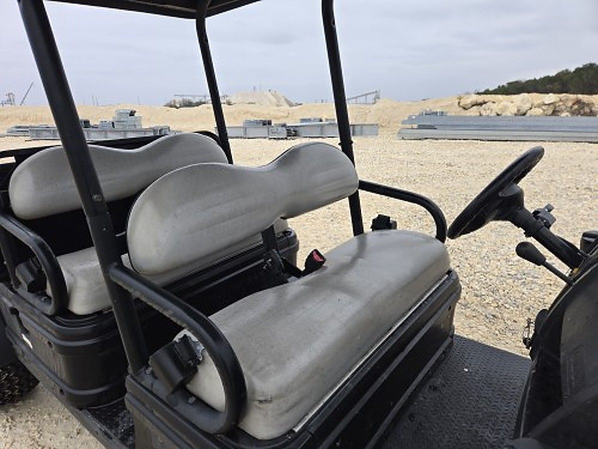 CLUB CAR XRT 1550 SE photo 4