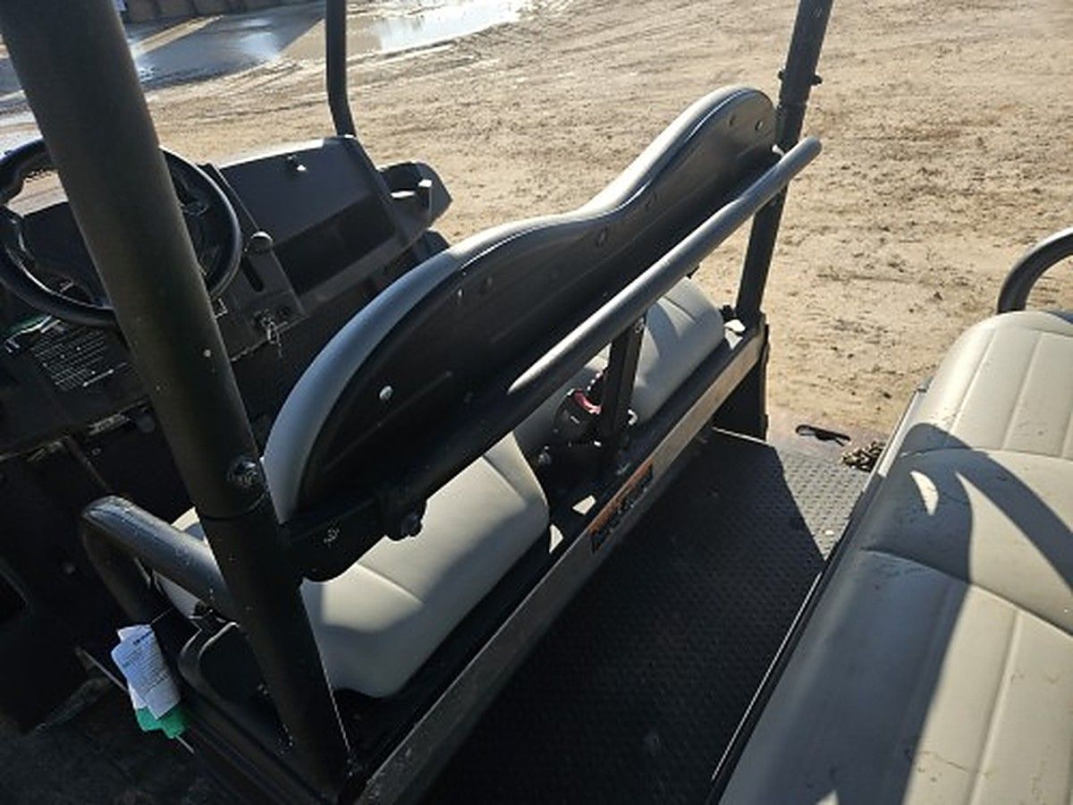 CLUB CAR XRT 1550 SE photo 2
