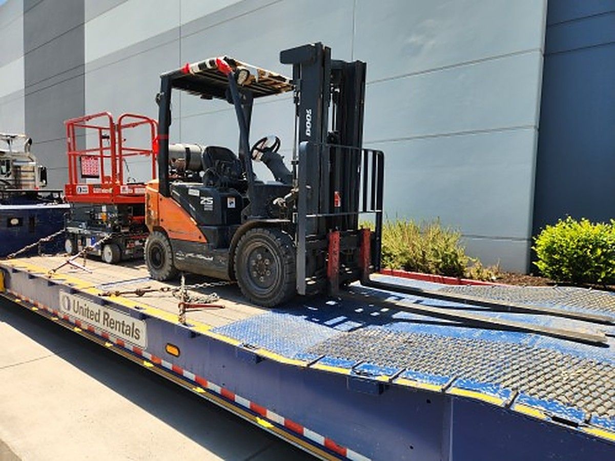 DOOSAN G25P-7DF photo 3